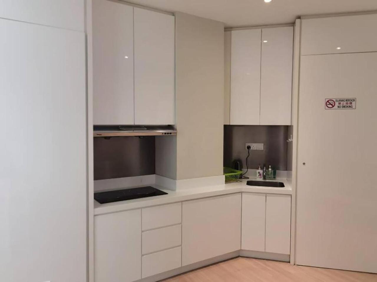 The Regency Luxury Suite -Gurney Strait Quay Tanjung Tokong Екстериор снимка